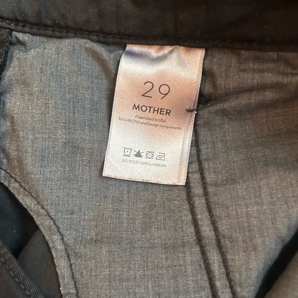 MOTHER High-Waisted Pouty
Prep Trousers NWOT
Style No: 82676693 size 29 Black - Picture 7 of 10